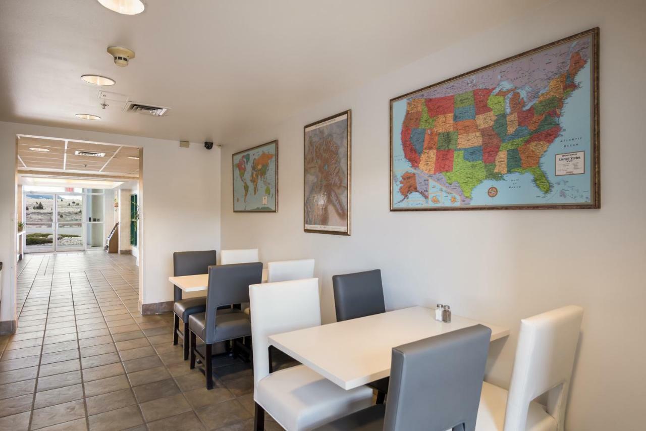 Red Lion Inn & Suites Butte Bagian luar foto